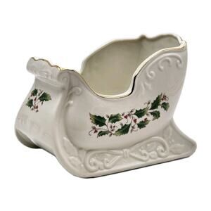 Caldor Sleigh Centerpiece Holly Berry Porcelain Ware Candy Dish Japan Dept 623